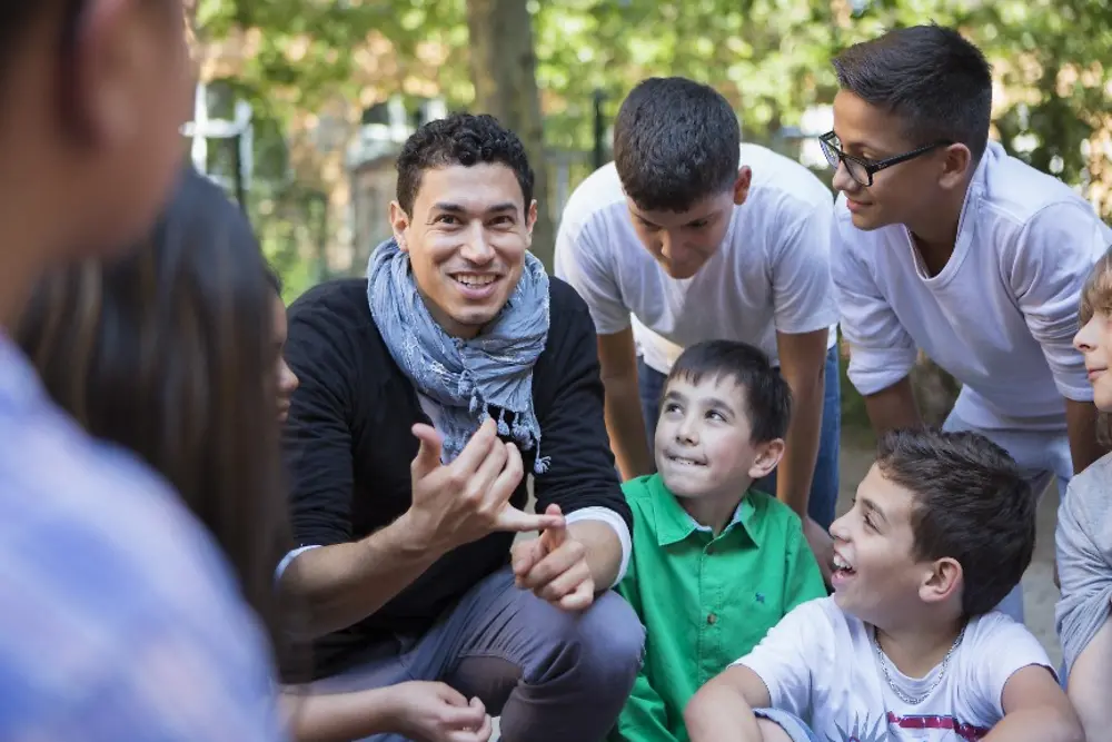 Nicolás Urióstegui Figueroa ist einer von zahlreichen „Fellows“, die sich für die Teach First-Initiative engagieren.
