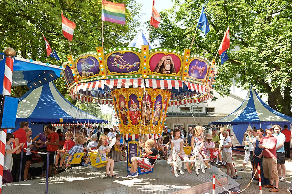 Auch die kleinen Gäste kamen beim Henkel-Renntag im Kinderparadies auf ihre Kosten