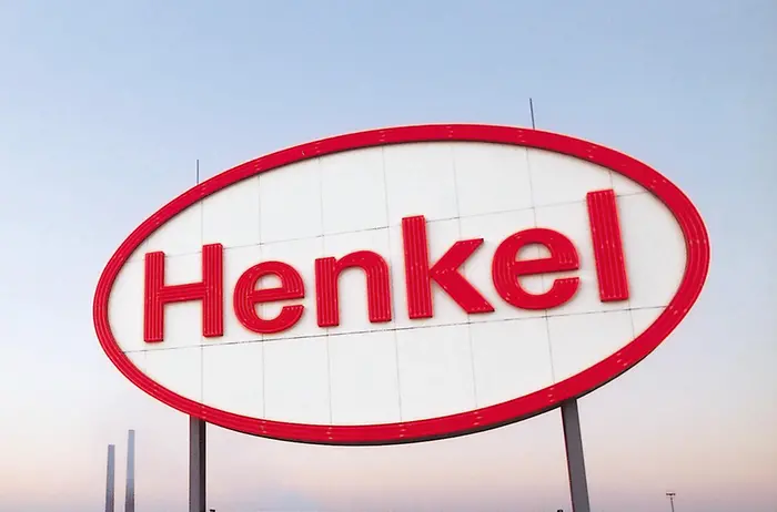 Henkelin logo katolla Düsseldorfissa.